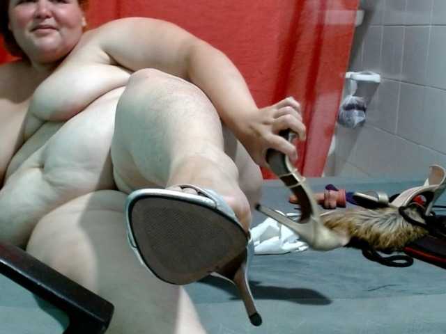 squirtbbw's BongaCams show and profile