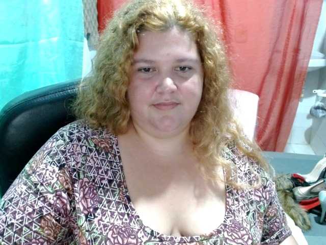 squirtbbw's BongaCams show and profile