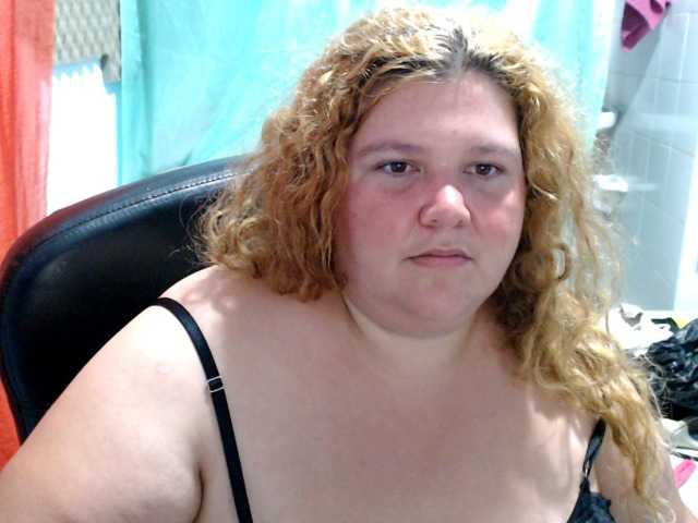 squirtbbw's BongaCams show and profile