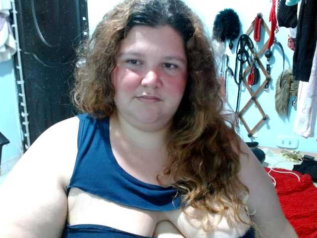 squirtbbw webcam bongacams model stream image