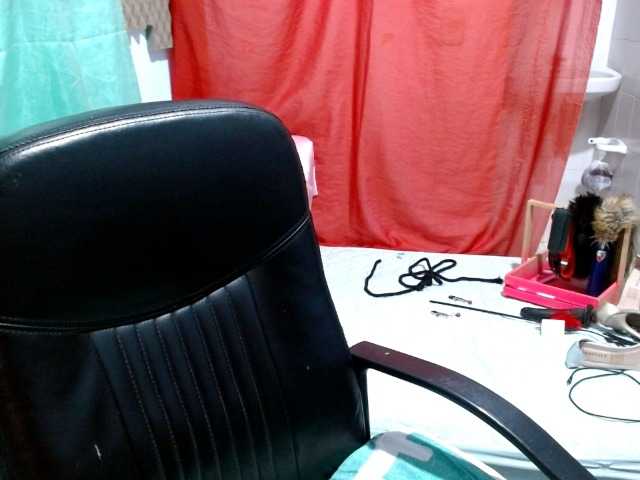 squirtbbw's BongaCams show and profile