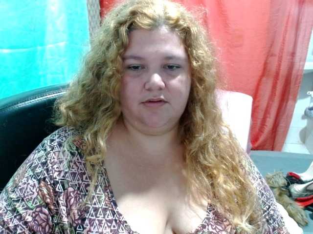 squirtbbw's BongaCams show and profile