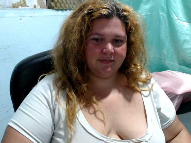 squirtbbw's BongaCams show and profile