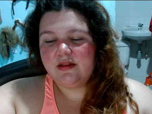 squirt322bbw2 webcam