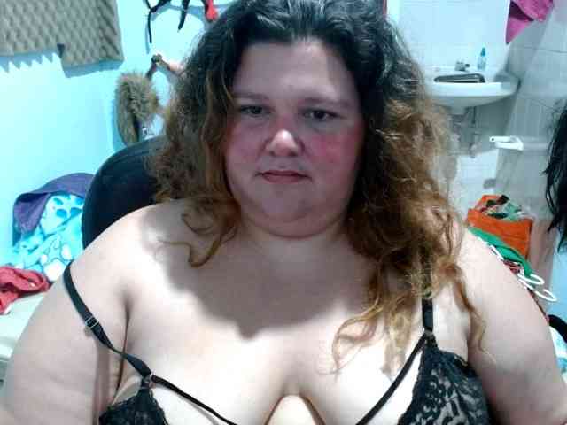 squirt322bbw2 webcam