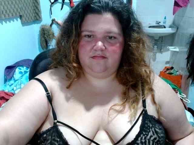 squirt322bbw2 webcam