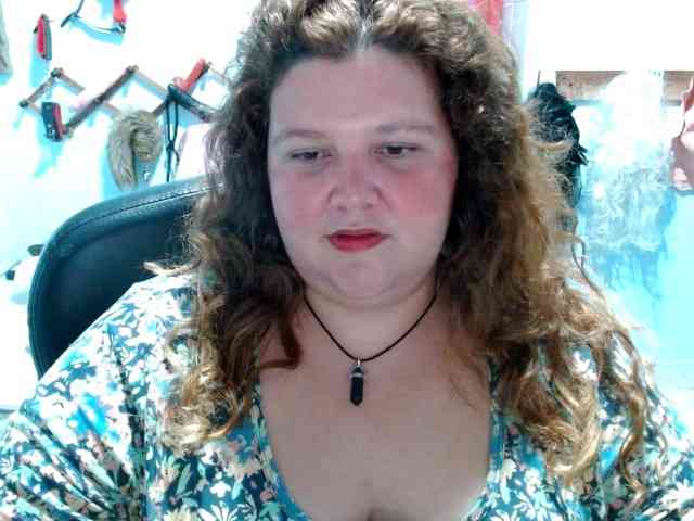 squirtbbw webcam