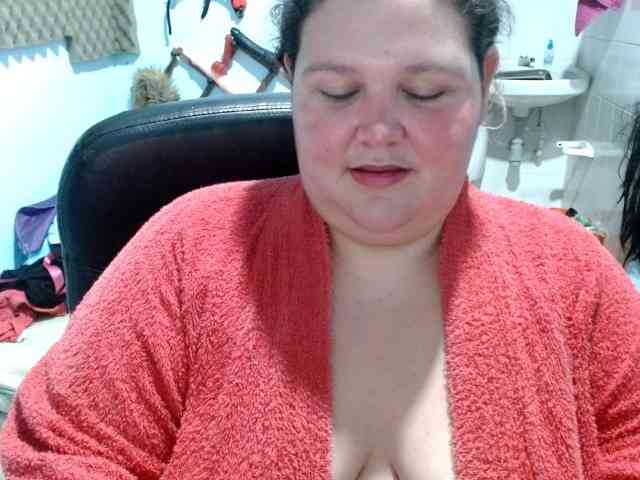 squirt322bbw2 webcam