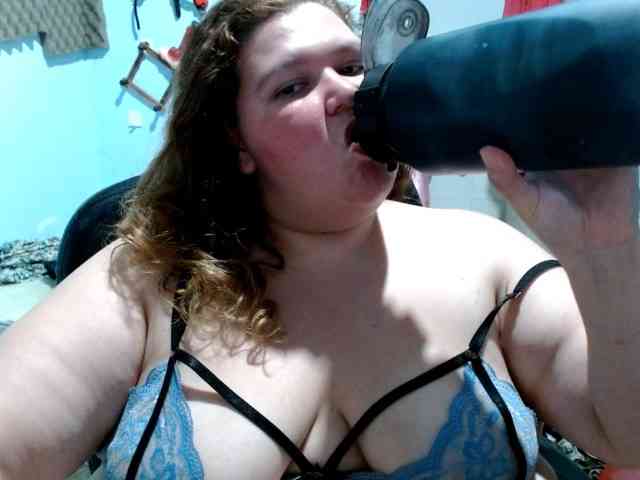 squirt322bbw2 webcam