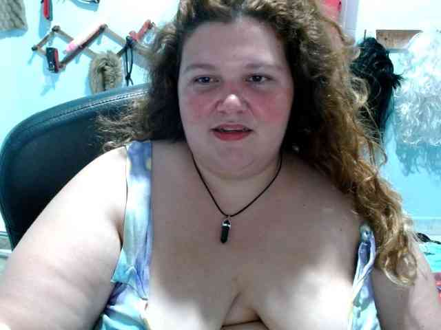 squirtbbw webcam