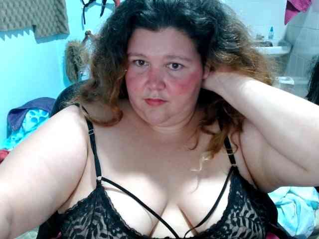 squirt322bbw2 webcam