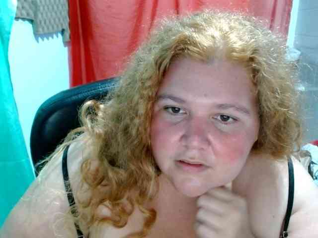 squirtbbw webcam