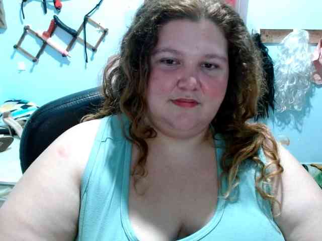 squirtbbw's webcam live show