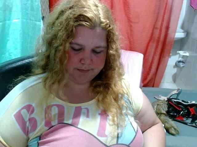 squirtbbw webcam