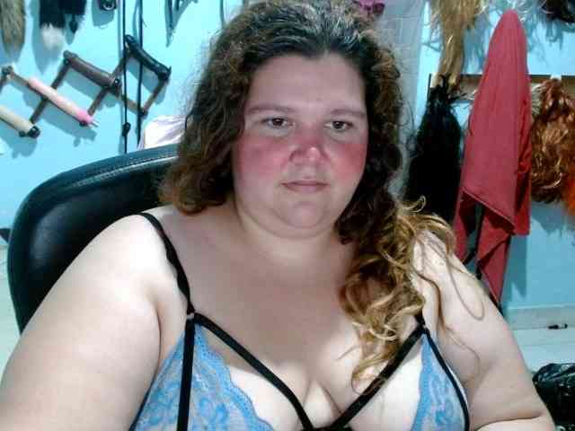 squirtbbw webcam