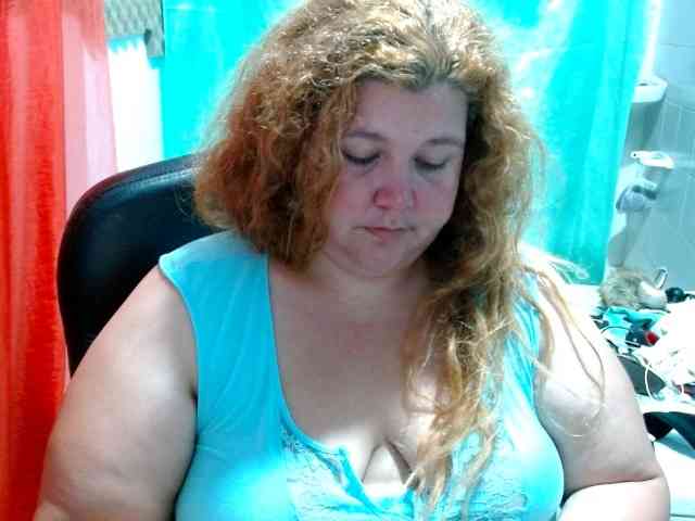 squirtbbw webcam