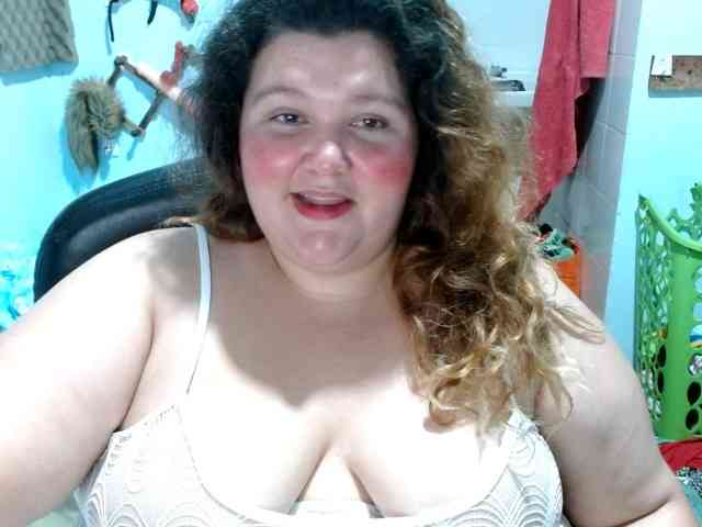 squirt322bbw2 webcam