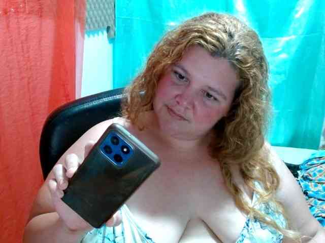 squirtbbw webcam