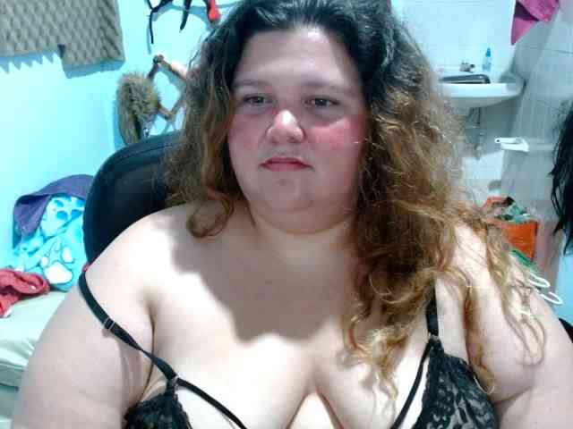 squirt322bbw2 webcam