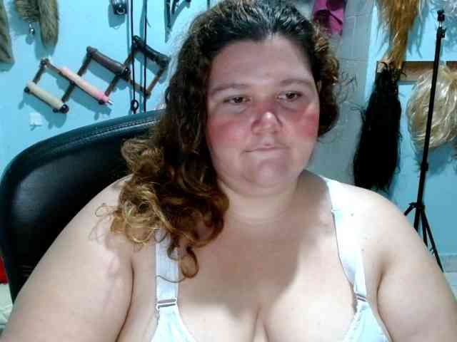 squirtbbw webcam