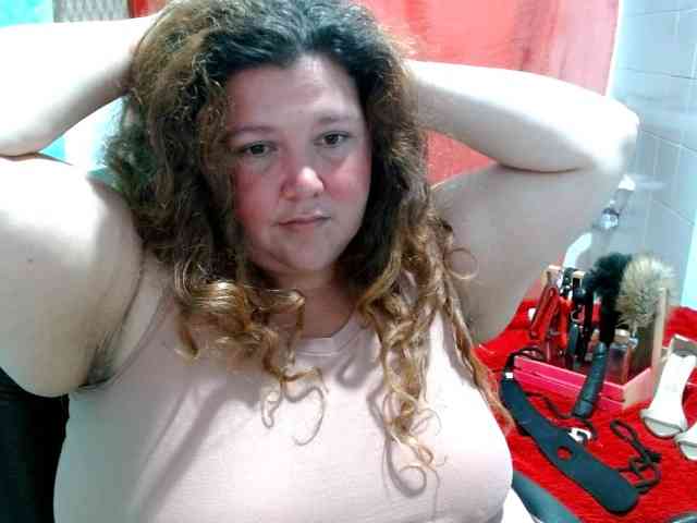 squirtbbw webcam