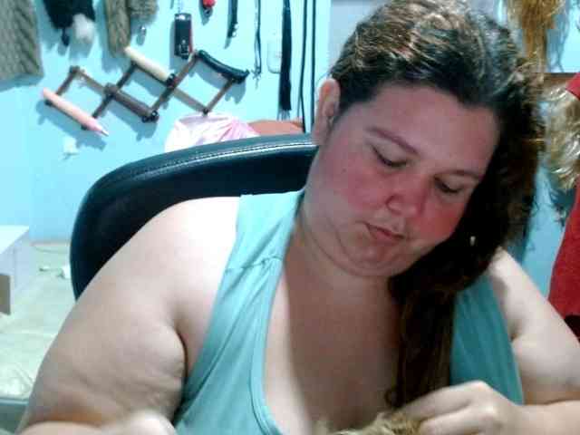 squirtbbw webcam