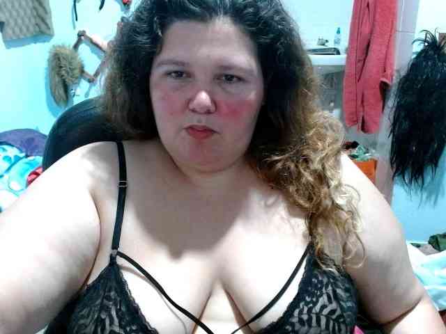 squirt322bbw2 webcam