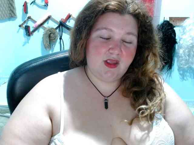 squirtbbw webcam