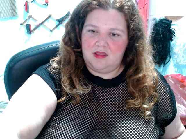 squirtbbw webcam