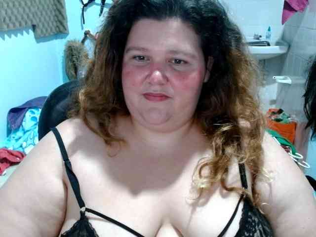 squirt322bbw2 webcam