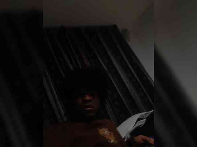 TrevorH Live Webcam on BongaCams