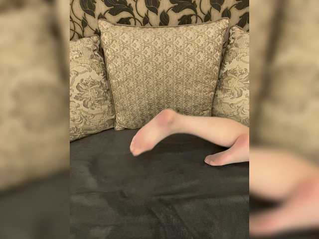 Raduga-25's BongaCams show and profile