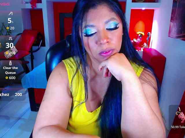 LatynxDayhannis LatynxDayhannis