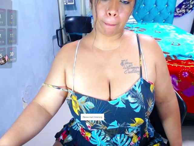 LatynxDayhannis webcam