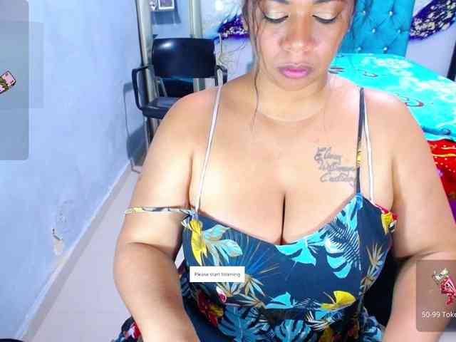 LatynxDayhannis webcam