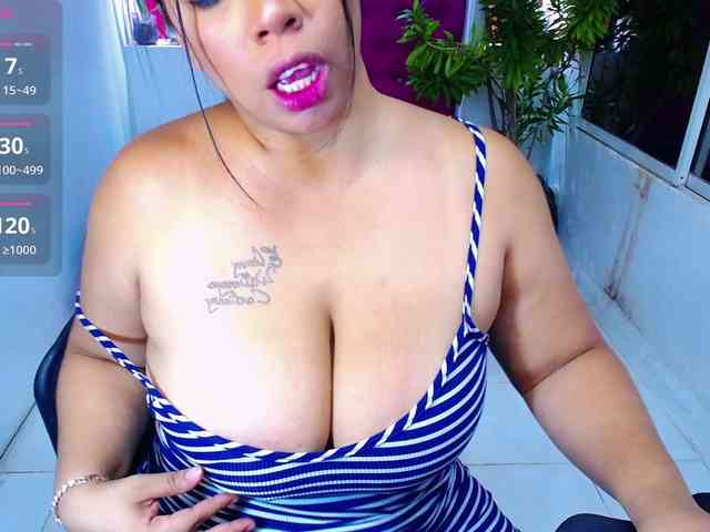 LatynxDayhannis webcam