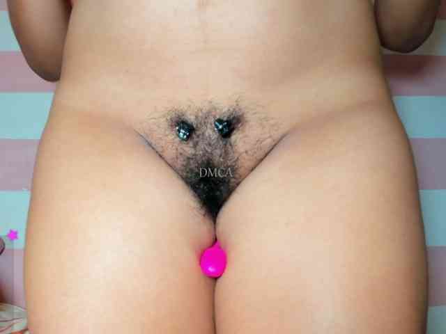 LoveQuinn webcam