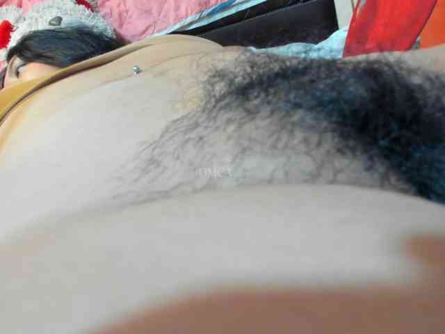 LoveQuinn webcam