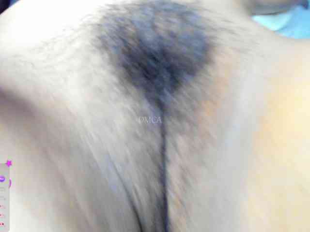 LoveQuinn webcam