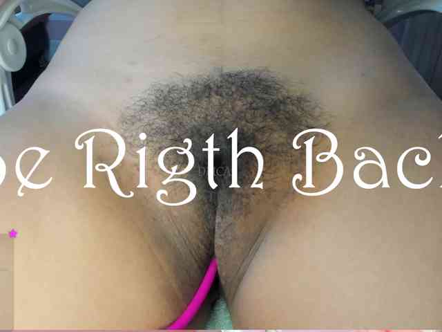 LoveQuinn Live Webcam on BongaCams