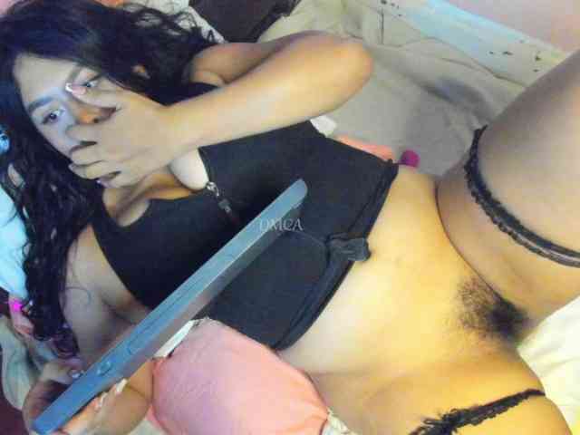 LoveQuinn webcam