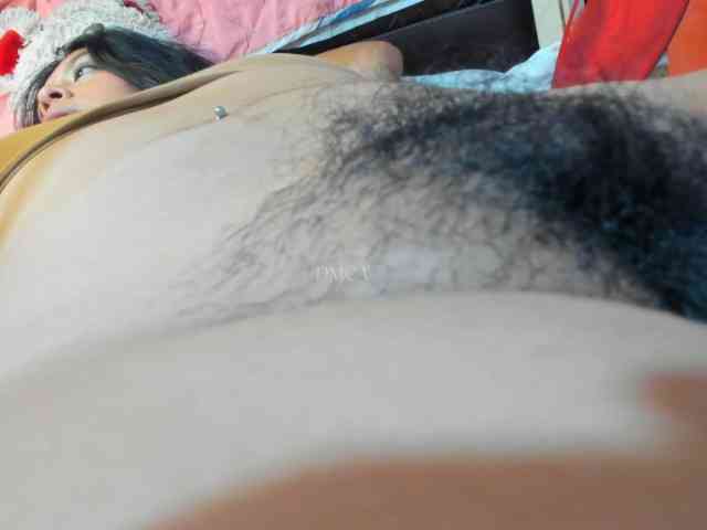 LoveQuinn webcam
