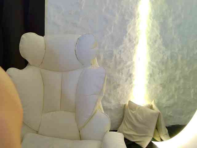 Moniqque webcam