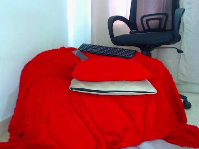 milytylor's BongaCams show and profile