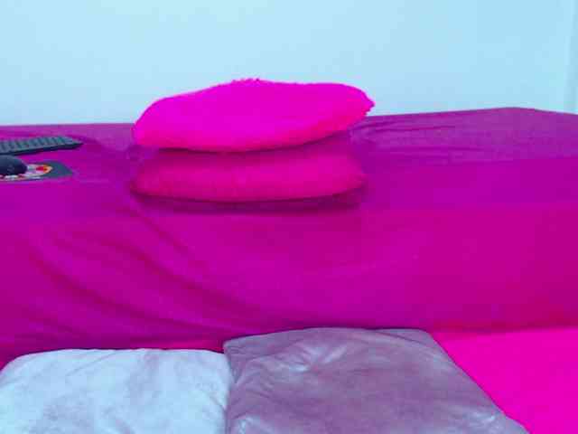 milytylor webcam