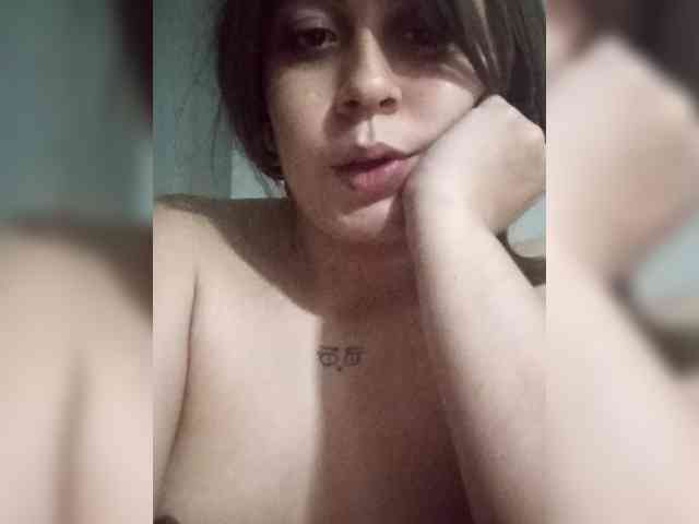 CherrySweet000 webcam