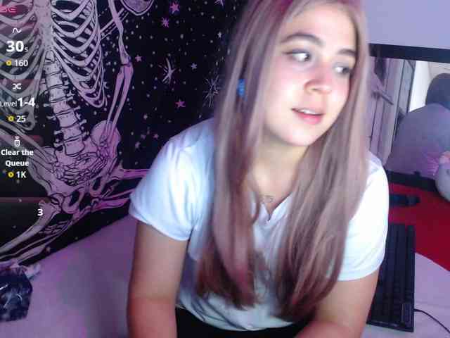 CherrySweet000 webcam