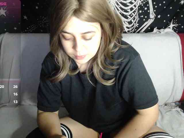 CherrySweet000 webcam