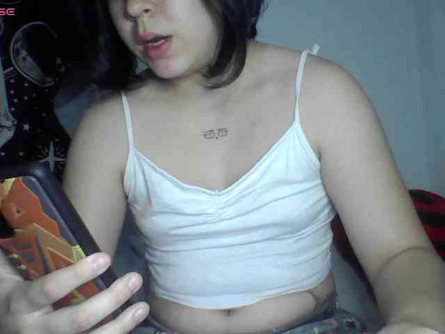 CherrySweet000 webcam