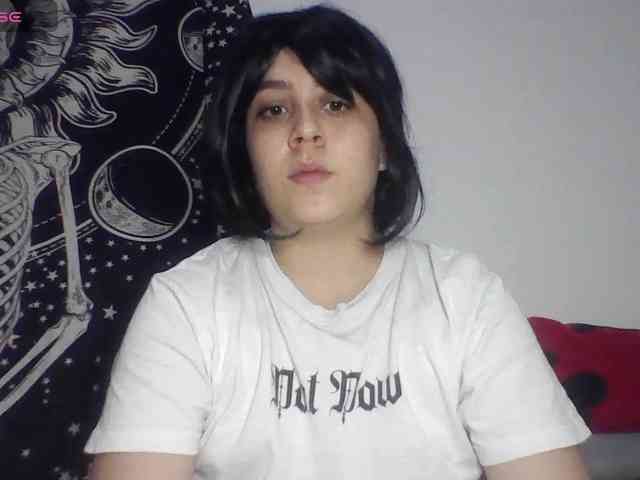CherrySweet000 webcam